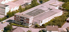 Luftbild Firma mit Bürogebäude