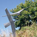 Melis: Eagle sculpture